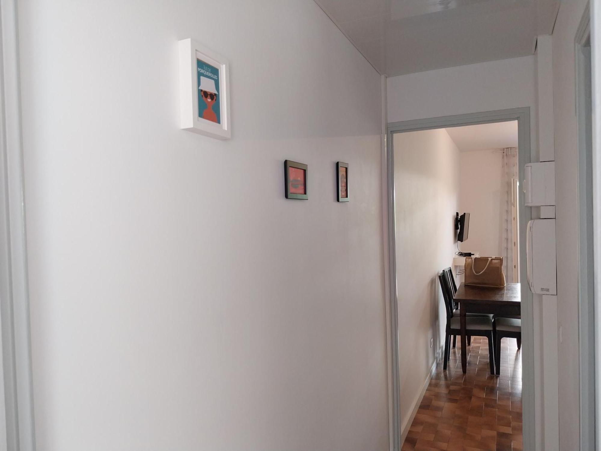 Apartment Prelude *